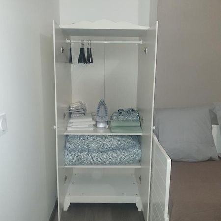 Studio Meuble Au Rdc , Proche Lac エクスレバン エクステリア 写真