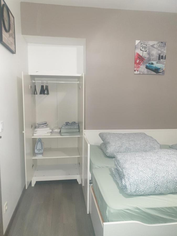 Studio Meuble Au Rdc , Proche Lac エクスレバン エクステリア 写真